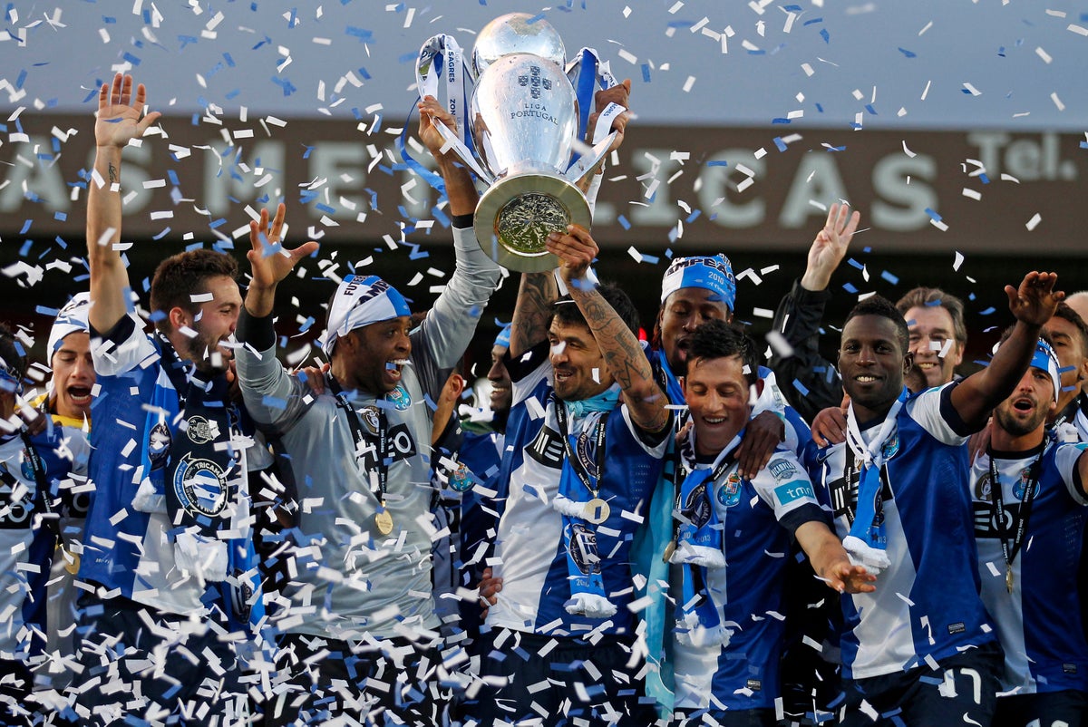 Fc porto тема. ФК порту 2011.