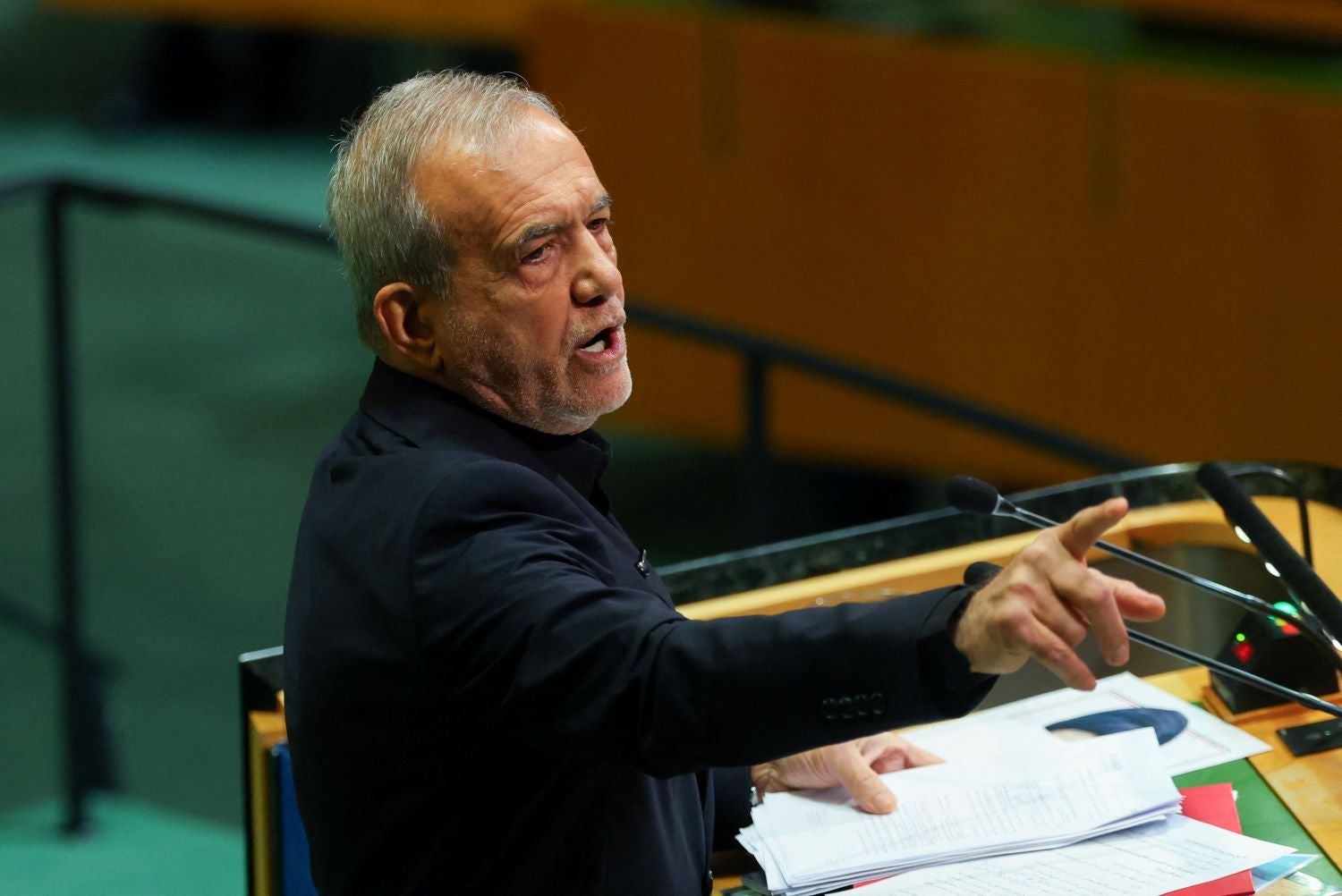 Presidente do Irão diz que continua disposto a chegar a acordo com EUA