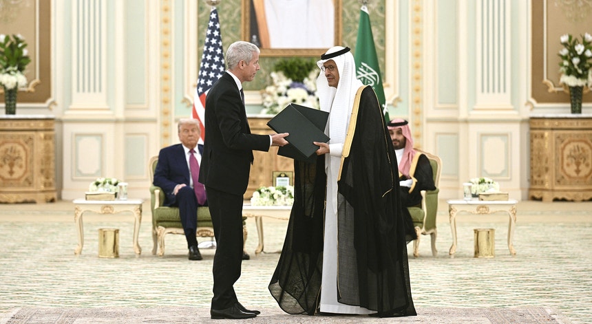 Imagem de EUA oficializam acordo de energia nuclear com Arábia Saudita