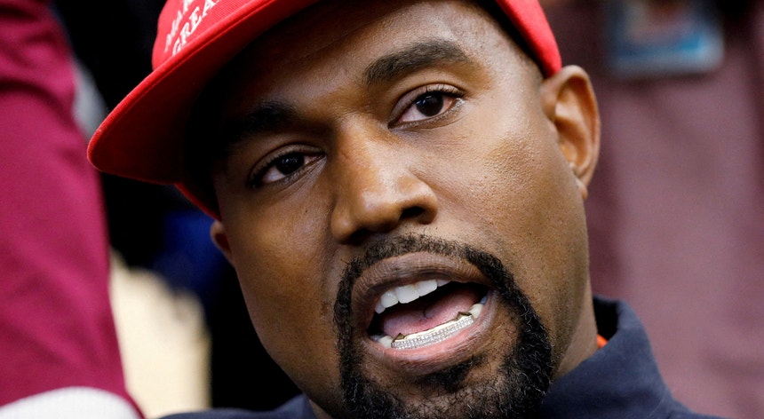 Kanye West diz ter pedido a Donald Trump que fosse seu vice em 2024.
