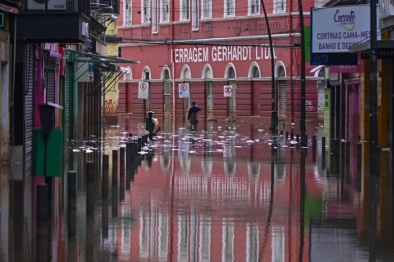 As inundações no Rio Grande do Sul levaram o governo a suspender a taxa de importação de arroz
