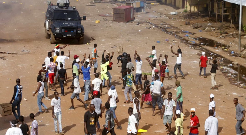 Cenários de violência são frequentes na Guiné Conacri
