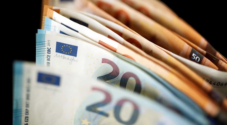 O apoio de 125 euros será pago pelo Governo a partir de 20 de outubro
