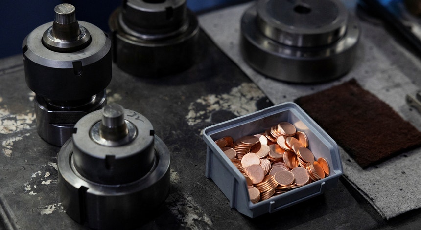 PCP denuncia alegada produção em Portugal de moedas destinadas a Israel