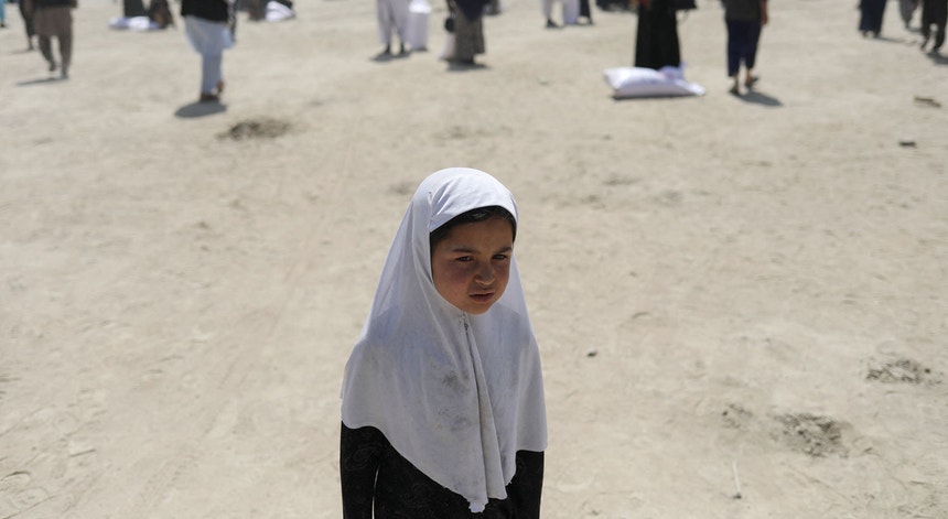 Menina afegã em Cabul, Afeganistão
