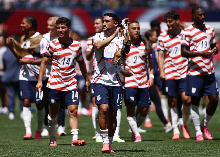 Estados Unidos batem Austrália e garantem já 16 avos de final