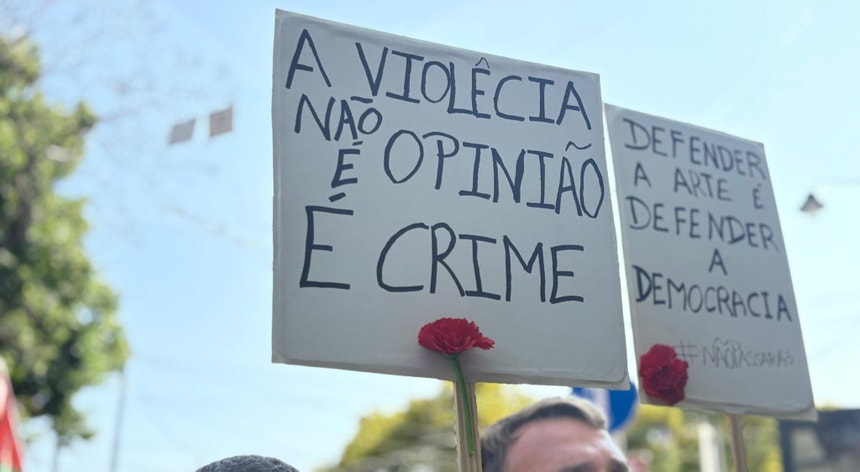 Nationwide Solidarity Protests Erupt Following Attack on Actor Adérito Lopes