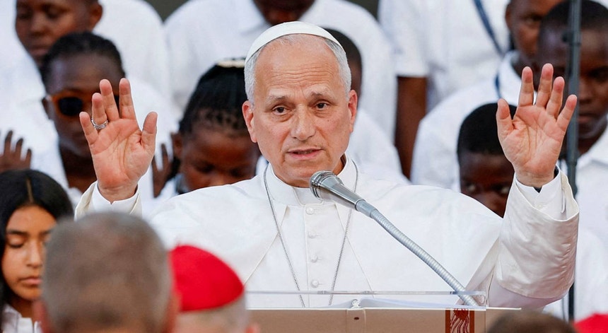 Imagem de Migrações. Papa tem esperança em solução de paz, estabilidade e justiça para crise