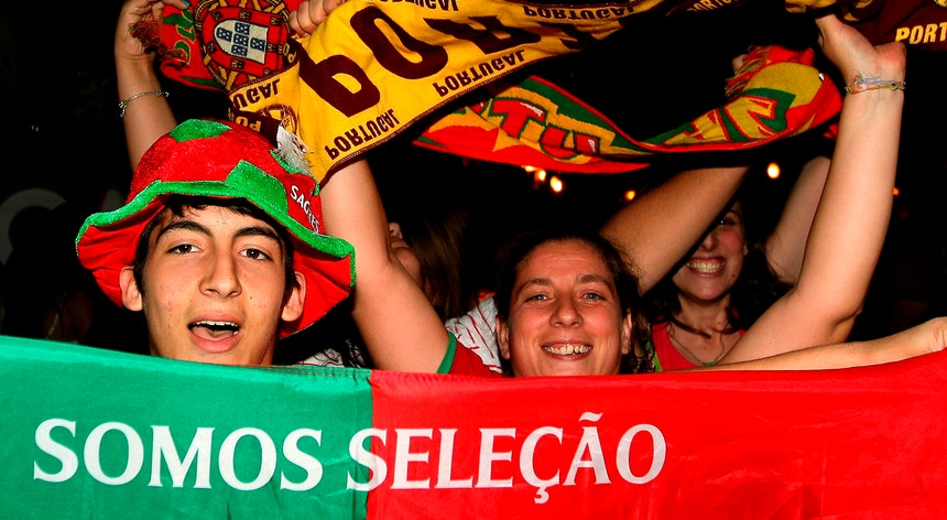 Portugal inteiro a vibrar com a seleção esta noite com o pensamento no Euro2016 de França
