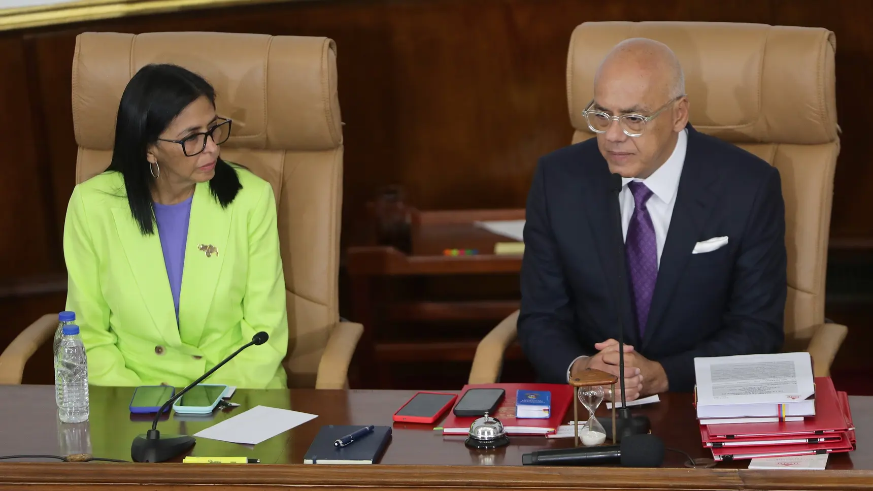 Presidente do parlamento da Venezuela pede a emigrantes que regressem ao país