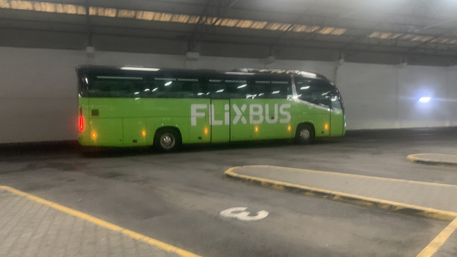 "Muito poucochinho" lamenta operadora. Autocarros da FlixBus arrancam com 23 horários no Terminal de Sete Rios