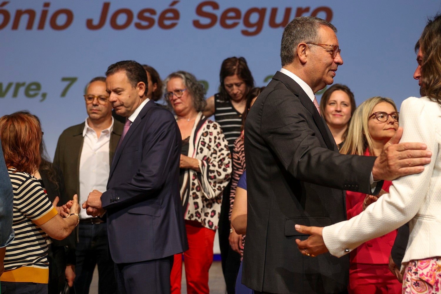 "Chave que abre portas" e um "ativo econ�mico". Seguro e Montenegro defendem l�ngua portuguesa como investimento