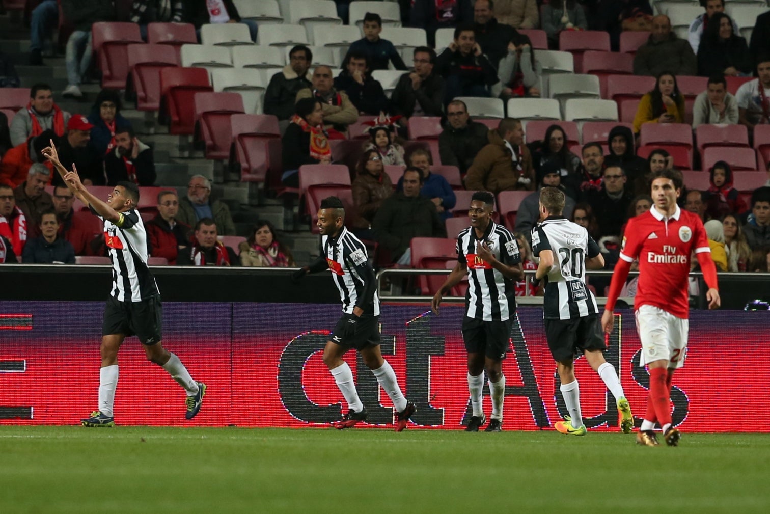 SL Benfica - Portimonense, A Taça Da Liga Em Direto