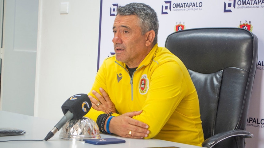 Paulo Torres viu a sua equipa voltar a "tropeçar" no Girabola"
