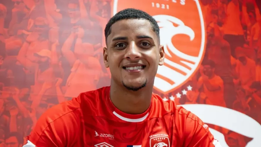 Imagem de Santa Clara contrata avançado Fernando ao Cruzeiro