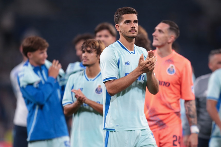 Imagem de FC Porto vence São João de Ver por 2-1 em jogo particular