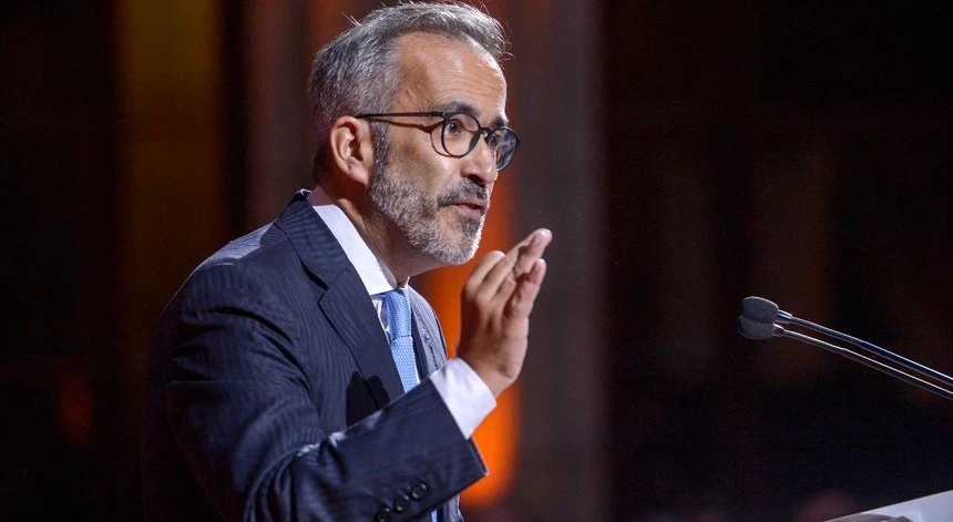 Imagem de Rangel admite que EUA podem usar Base das Lajes para ataque sem avisar Portugal