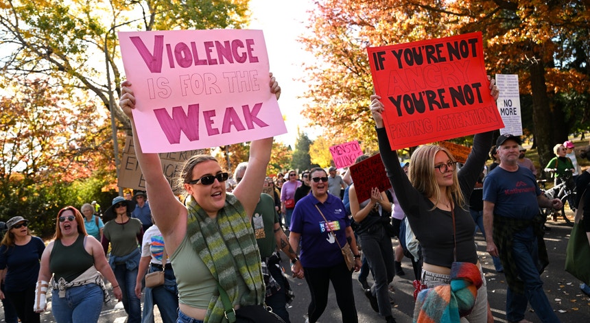 Australianos manifestam-se contra a violência de género