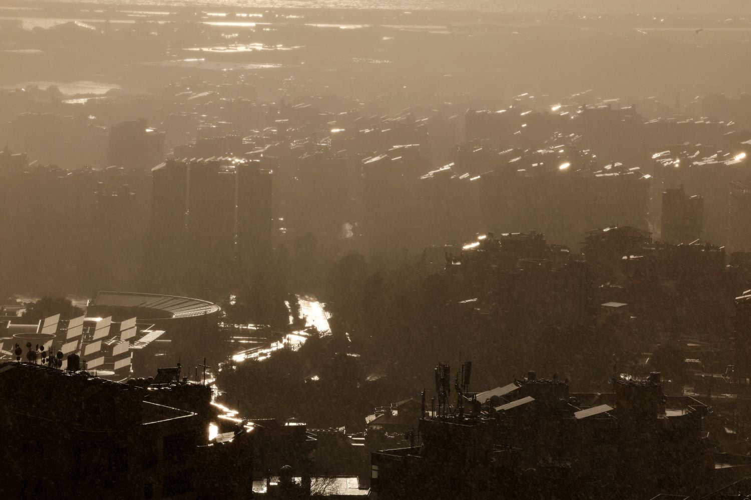 Prazo termina hoje. Embaixador iraniano no Líbano não vai acatar ordem de expulsão