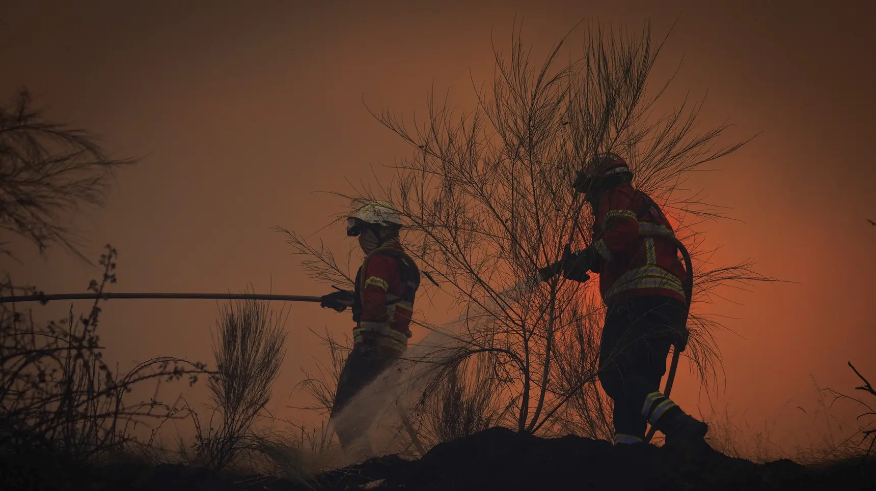 Wildfires continue to burn across Northern Portugal