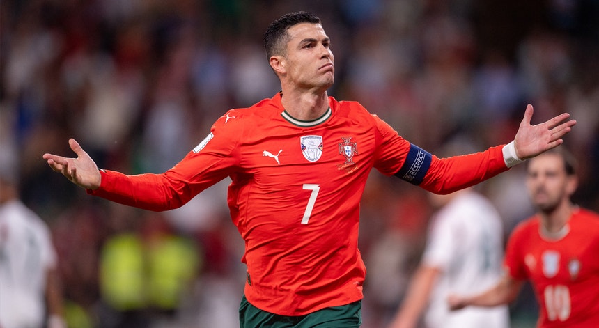 Imagem de Roberto Martínez garante Cristiano Ronaldo de regresso 