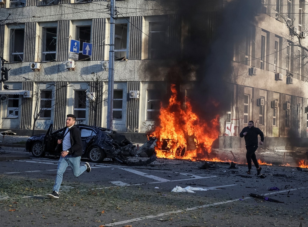 Imagem ilustrativa: Centro de Kiev bombardeado