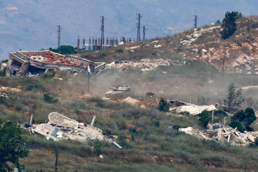 Imagem de Ataque de drone israelita atinge o sul do Líbano