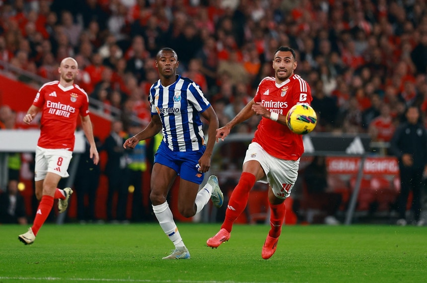 Benfica e FC Porto vão conhecer adversários a 5 de dezembro
