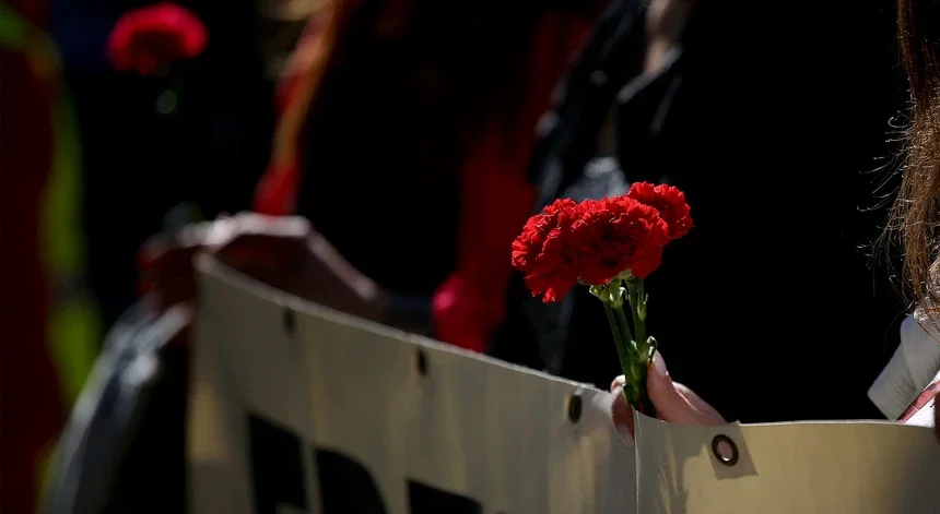 Debate entre Pacheco Pereira e André Ventura sobre o antes e o depois do 25 de Abril