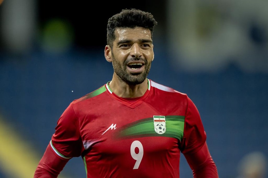 Mehdi Taremi convocado à seleção do Irão pelo sucessor de Carlos Queiroz 