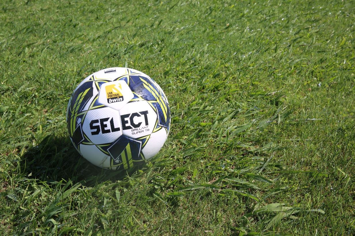 II Liga: Paços e Farense anulam-se na despedida de 2025