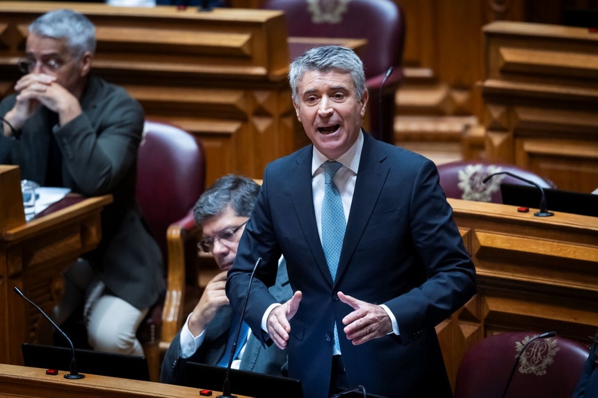 Imagem de José Luís Carneiro protege MAI e fala em "todo o Governo" como fonte de intranquilidade