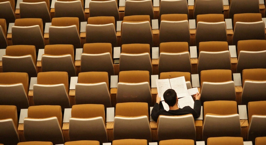 Imagem de Diretores desconhecem papel na divulgação dos exames mas afastam preocupações