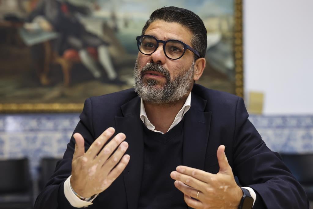 Municipalities guarantee commitment to ensure press distribution throughout the country