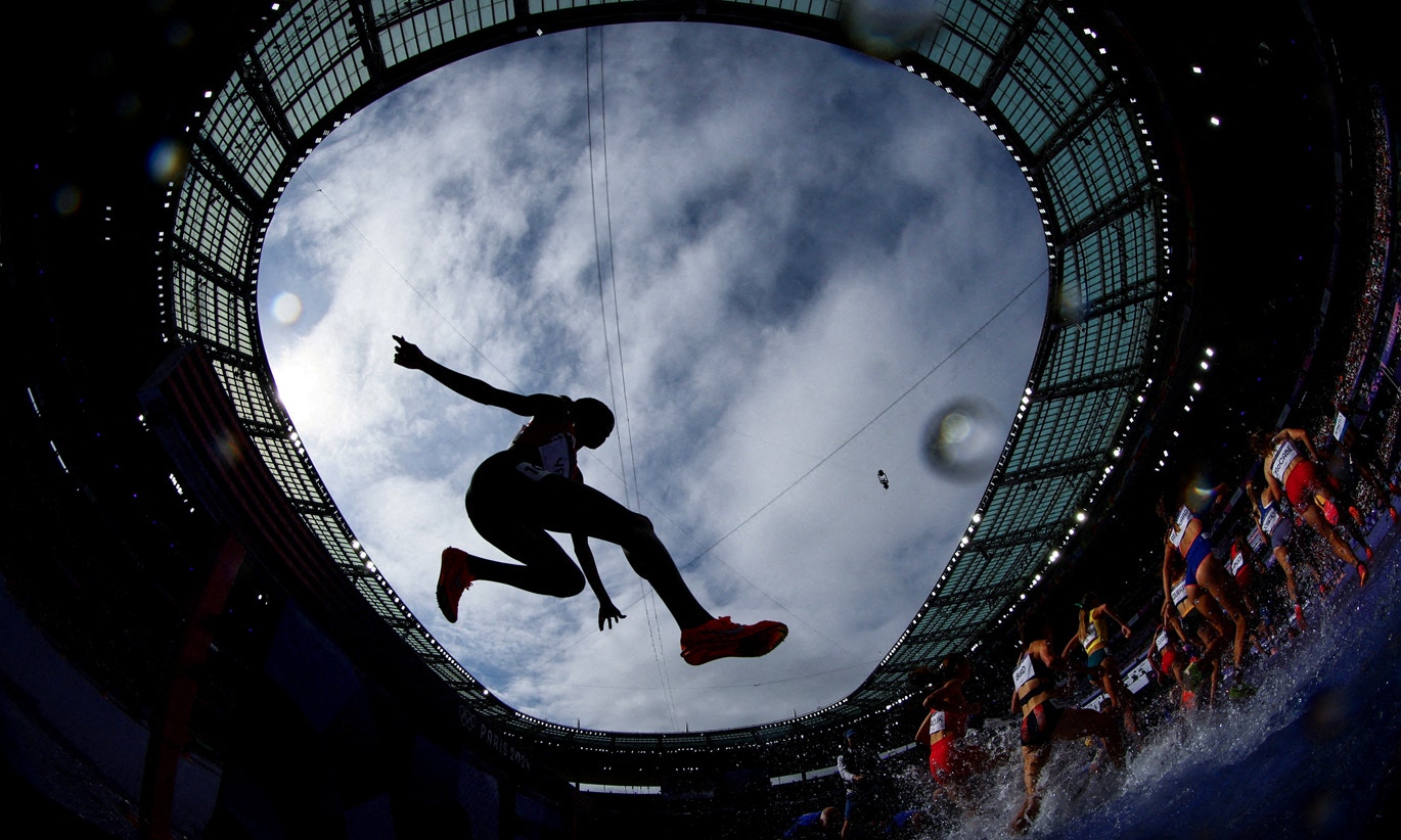  Atletismo. 3.000 metros obst&aacute;culos femininos, Stade de France, Saint-Denis | Kai Pfaffenbach - Reuters 