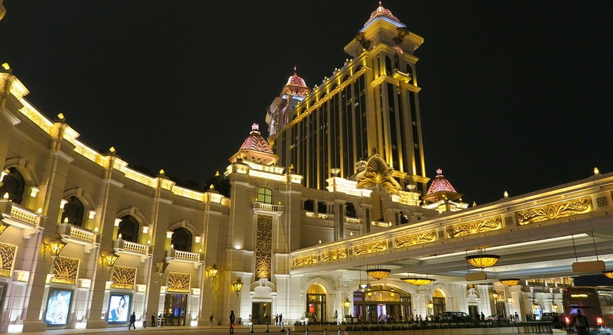 O festival "Iluminar Macau 2022" foi adiado uma semana
