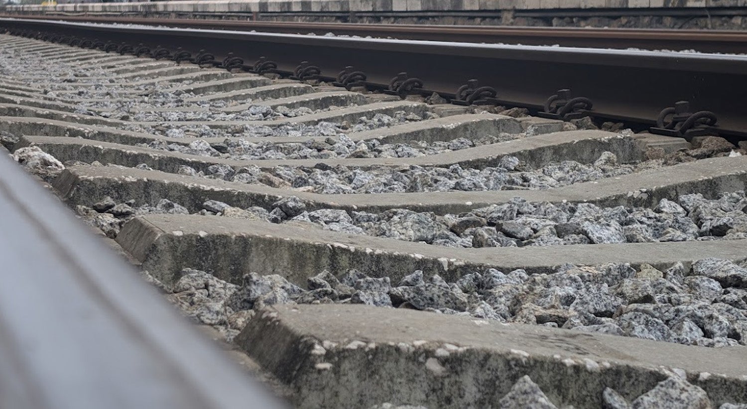 Government to acquire 20 high-speed multiple units for €584 million