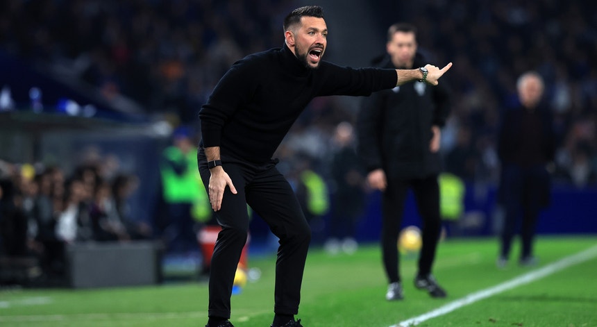 Farioli dá parabéns ao Vitória pelo triunfo na Taça da Liga