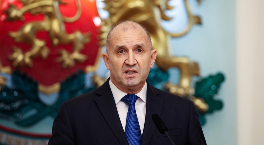 Imagem de Rumen Radev de saída. Presidente da Bulgária anuncia demissão
