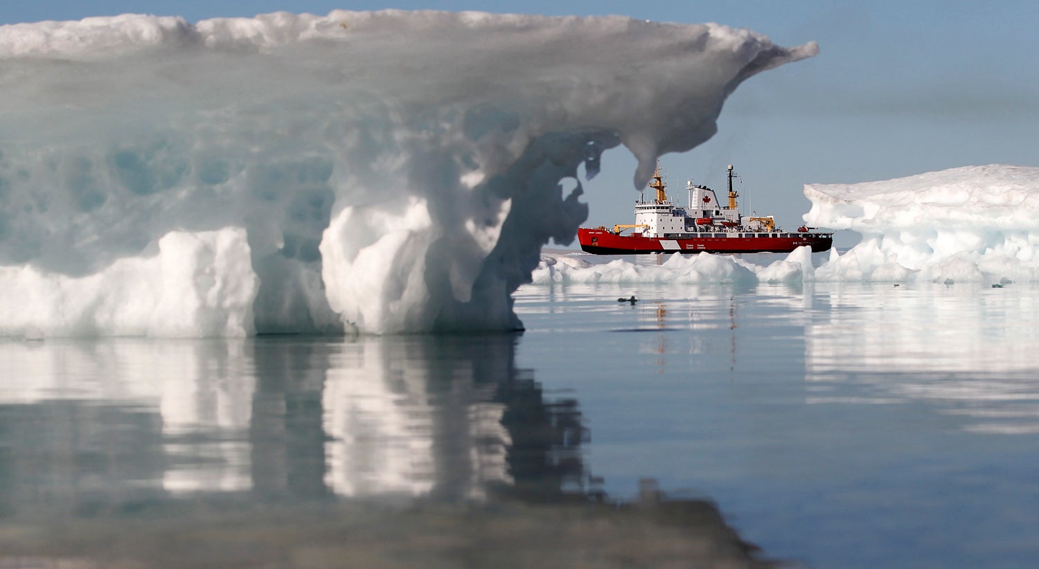 Os cientistas atribuem a grande quantidade de icebergues ao aquecimento global. Foto: Chris Whattie - Reuters