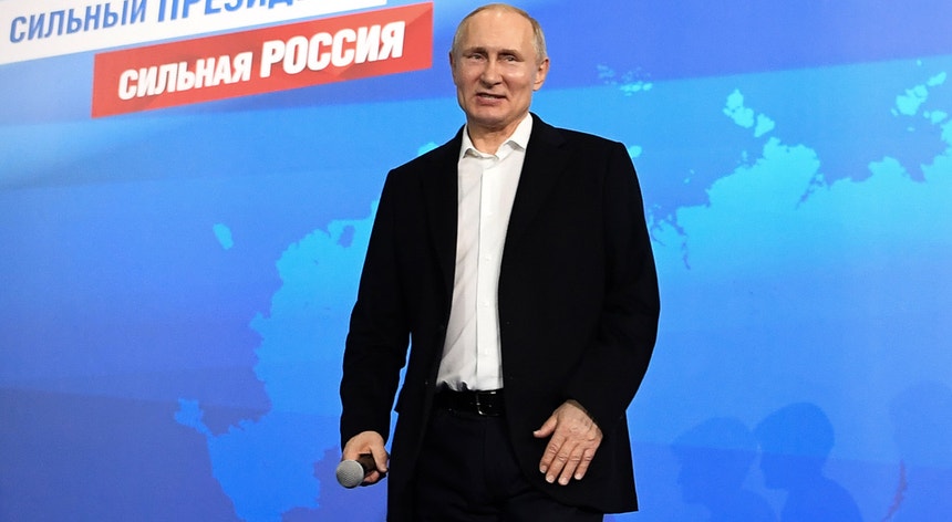 Vitória, esperada, de Putin nas eleições. Vai ser presidente por mais 6 anos
