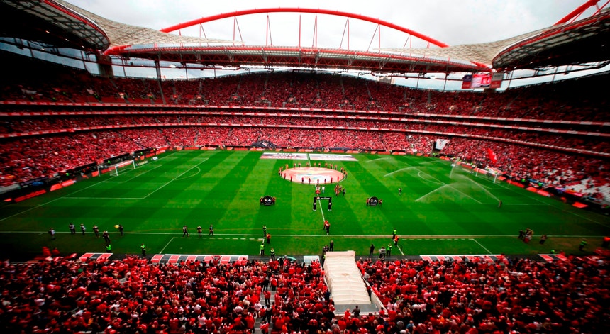 O estádio da Luz vai encher para mais um Benfica-Sporting
