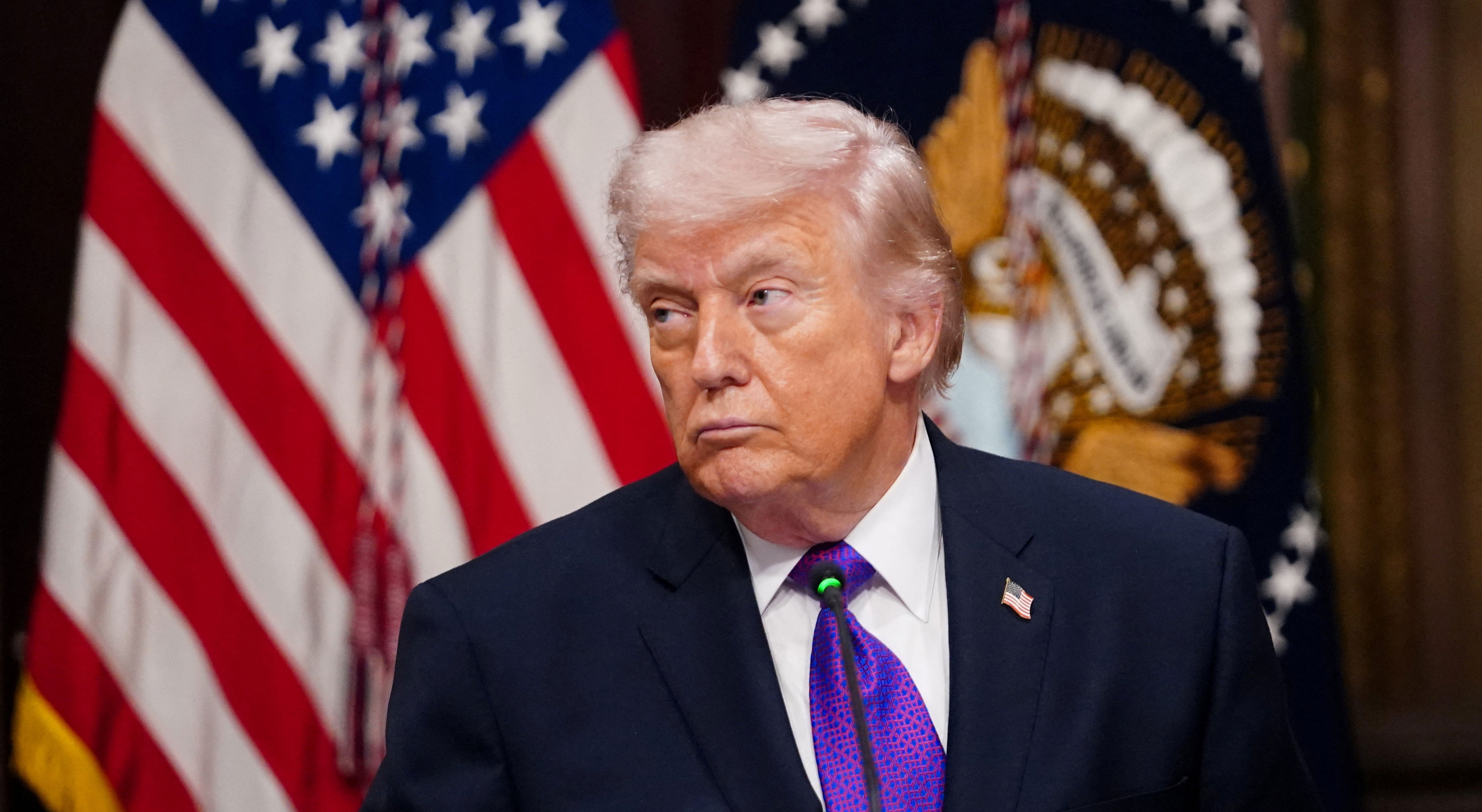 Trump assegura que "não haverá acordo com o Irão exceto rendição incondicional"