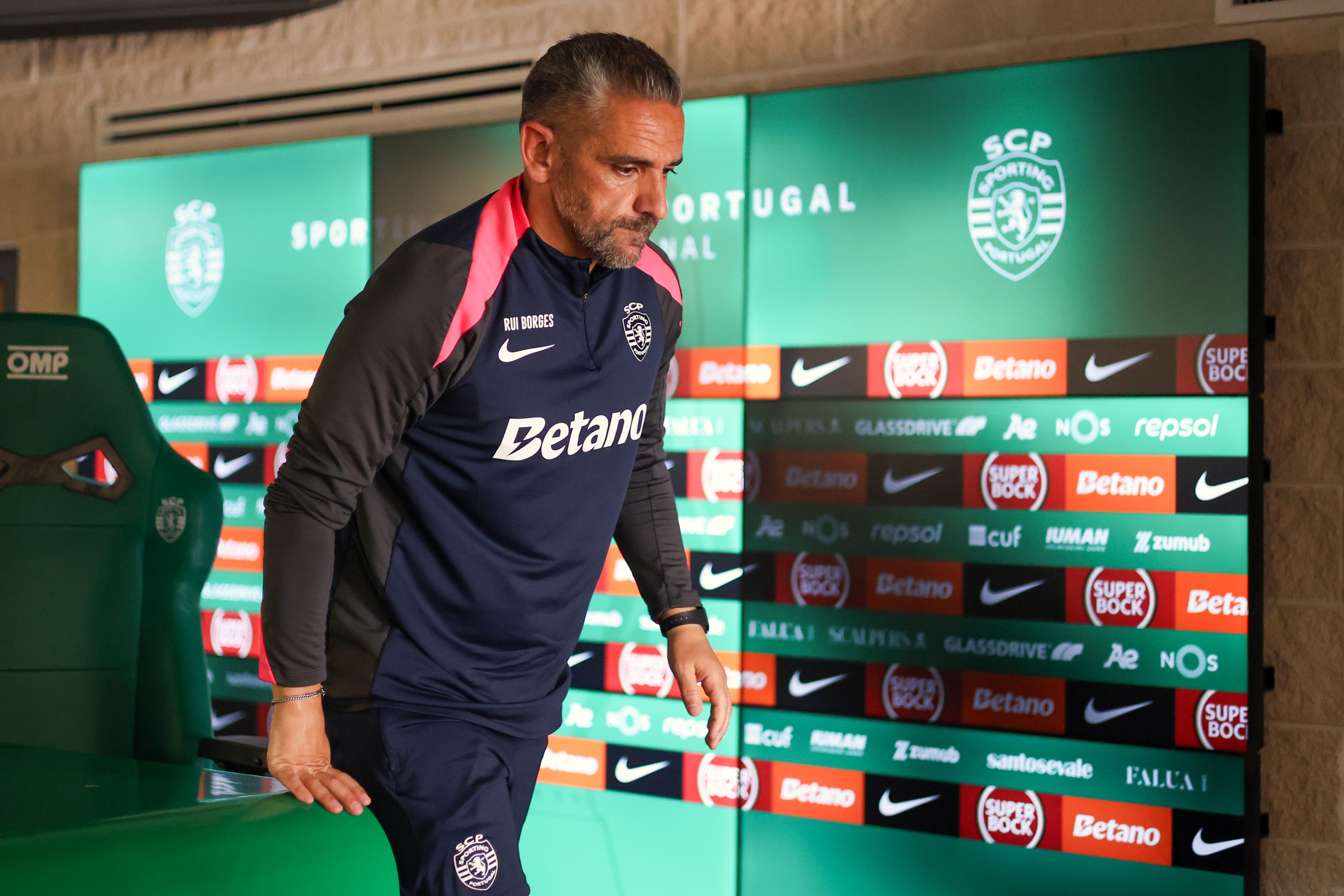 Borges admite que visita ao FC Porto � decisiva por dar acesso a "duas finais"