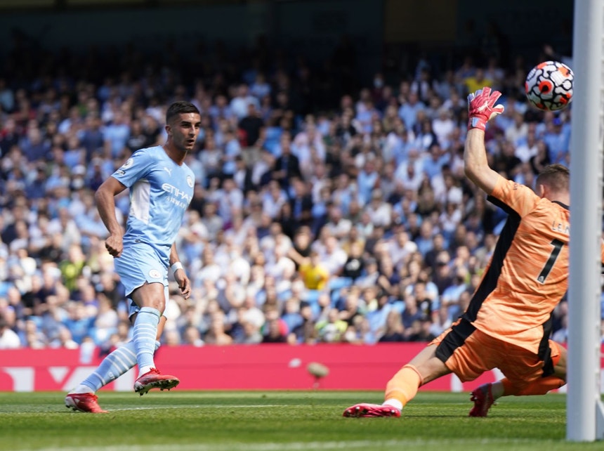 Futebol: Arsenal aumentou vantagem na liderança da Premier League