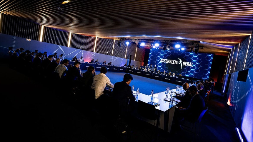 Imagem de Liga de clubes aprova contas de 2025/26 com resultado acima do orçamentado
