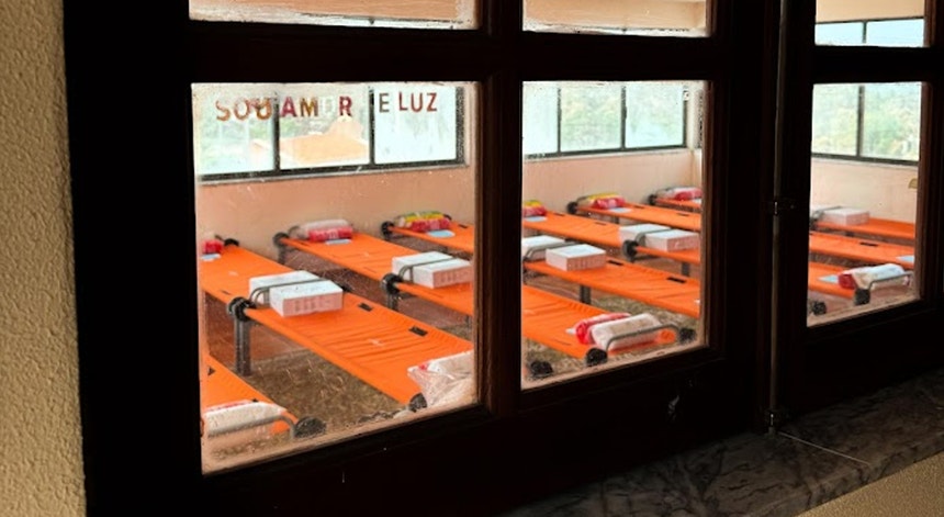 Imagem de Onze elementos dos bombeiros do Fundão detidos por abusos sexuais, comandante diz que não serão suspensos de funções