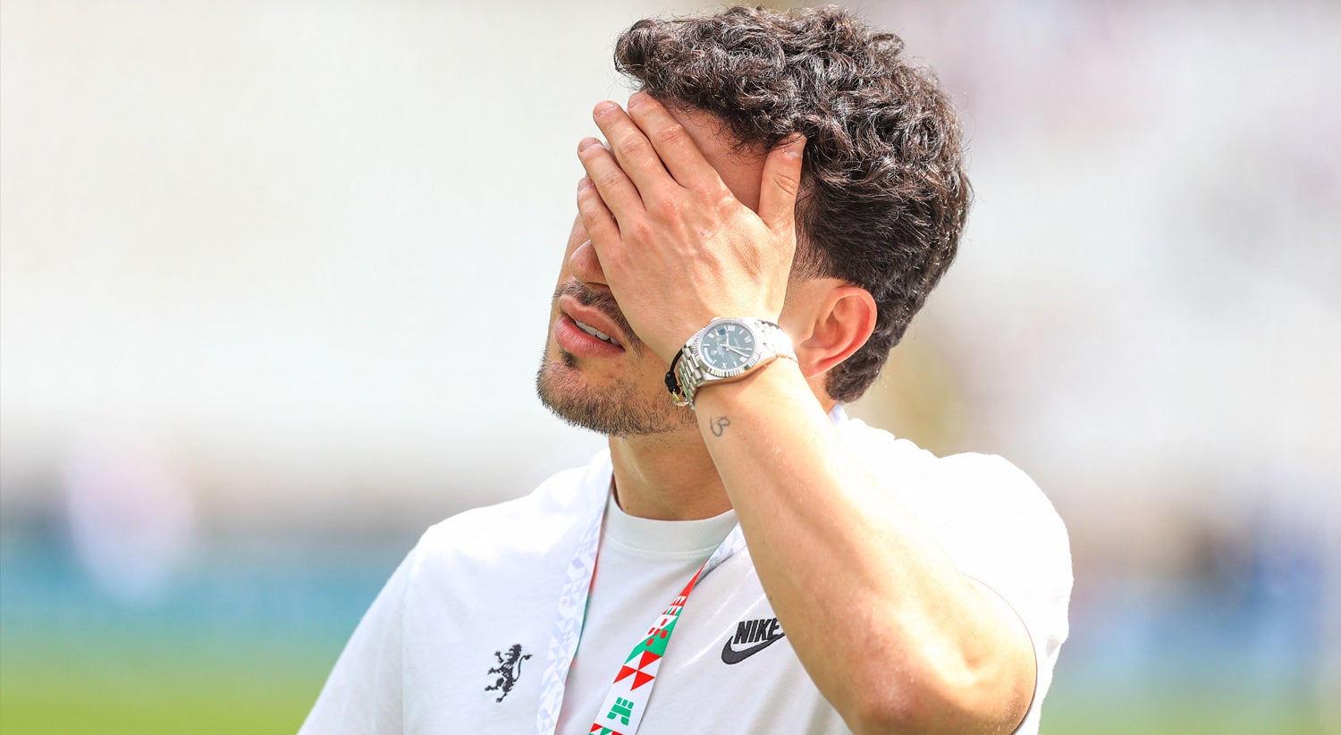 Pedro Gonçalves pede desculpa por “uma das piores derrotas” na história do Sporting