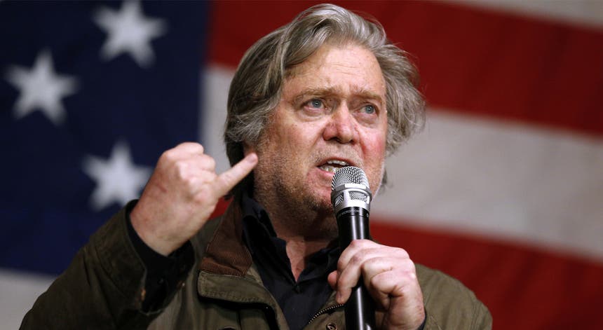 O ex-assessor principal do presidente dos EUA, Steve Bannon, demitido em Agosto de 2017. Foto: Jonathan Bachman - Reuters O ex-assessor principal do presidente dos EUA, Steve Bannon, demitido em Agosto de 2017. Foto: Jonathan Bachman - Reuters