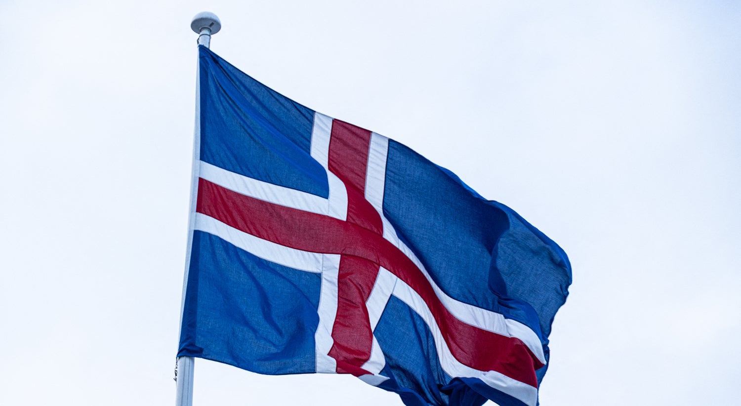 Governo da Islândia vai propor realização de referendo sobre adesão à União Europeia no outono